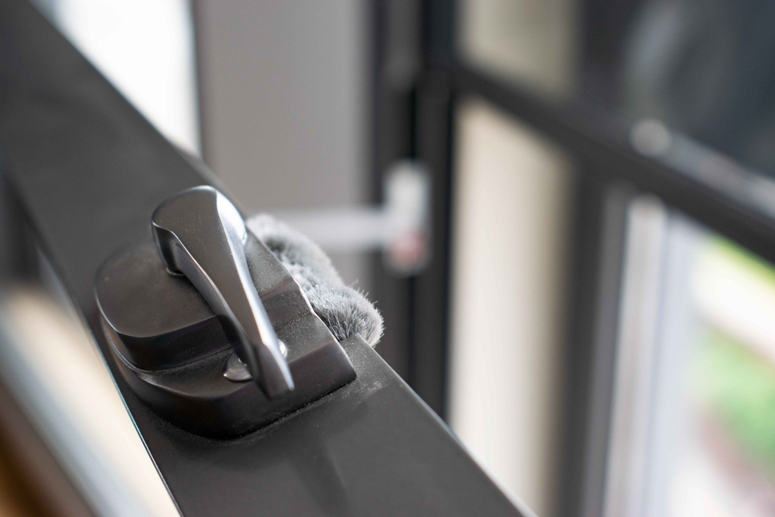 aluminium windows handle